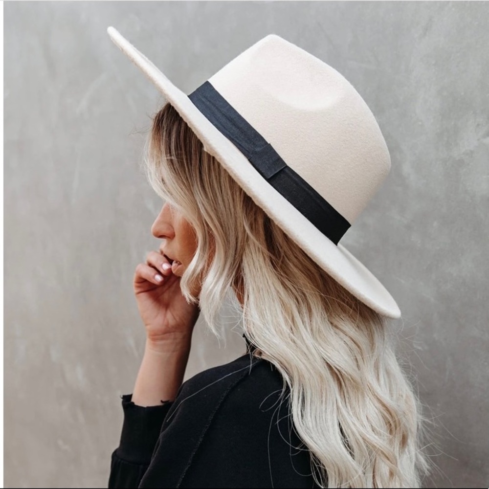 Womens hat